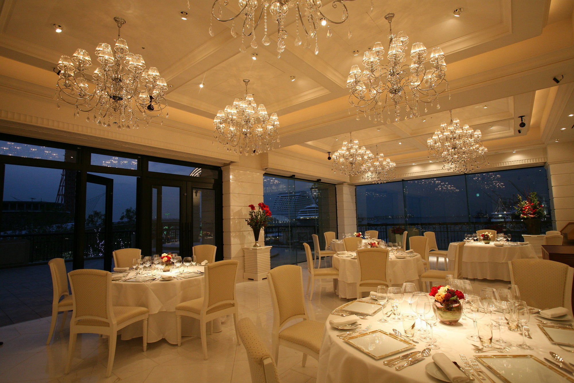 Hotel La Suite Kobe Harborland Restaurante foto